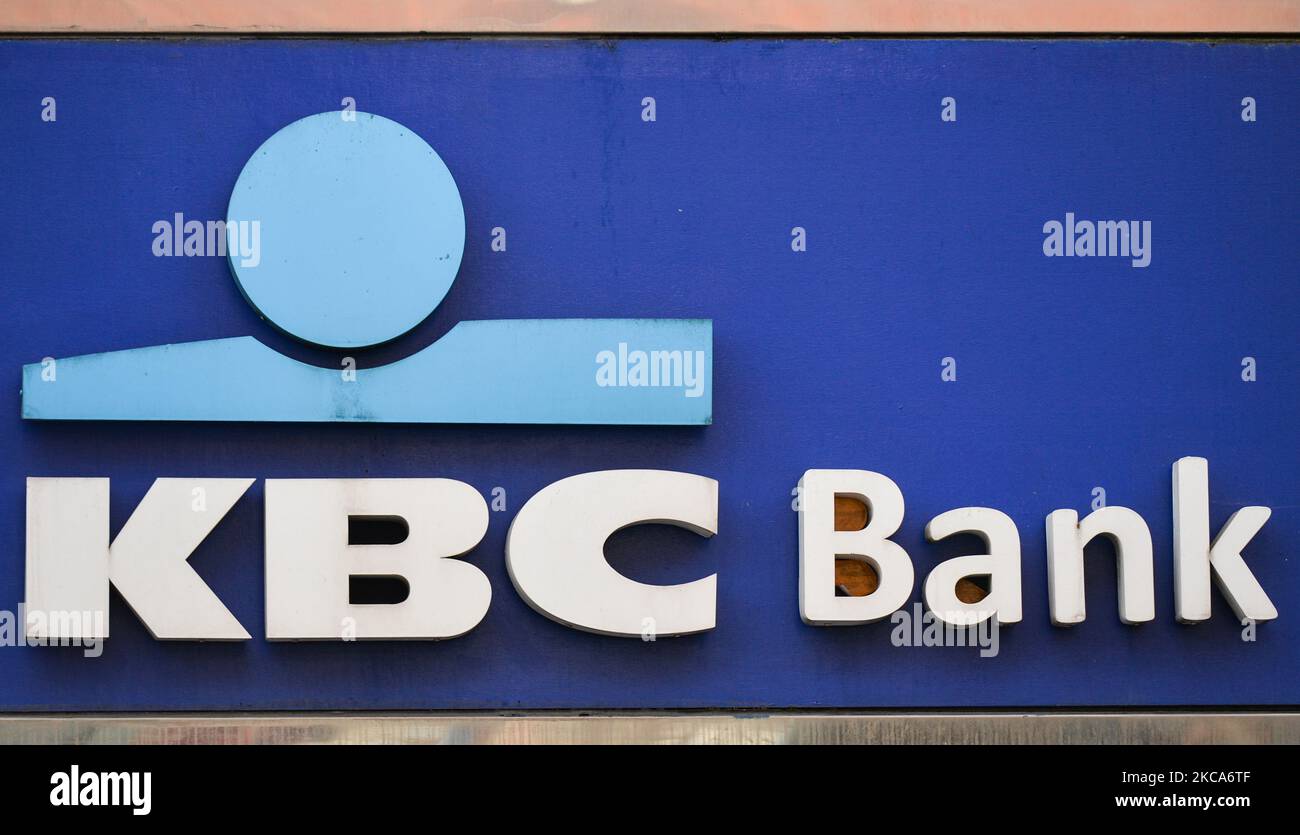 Kbc logo hi-res stock photography and images - Alamy
