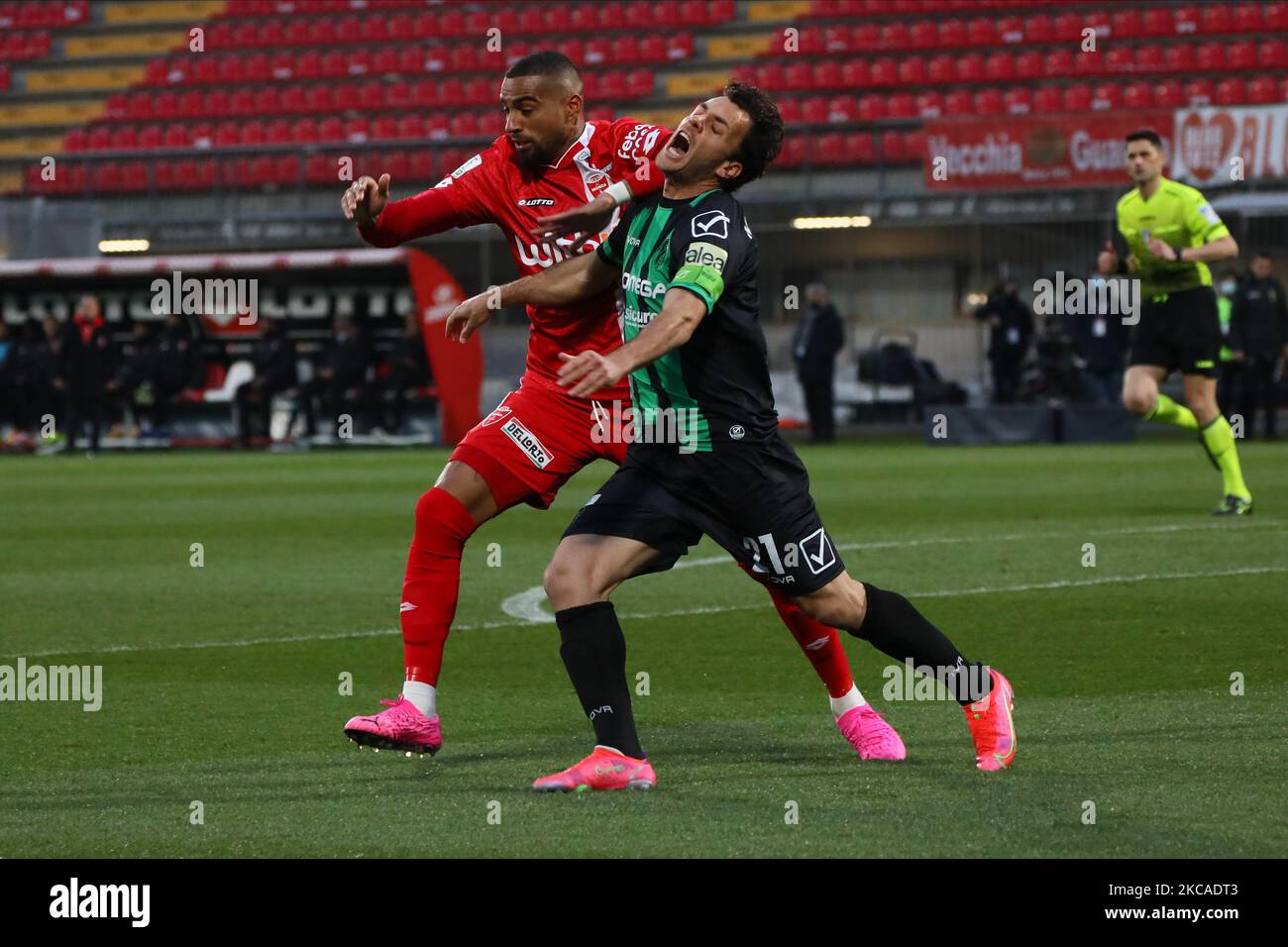 Kevin-Prince Boateng of AC Monza and Gianvito Misuraca of Pordenone Calcio in action during the Serie B match between AC Monza and Pordenone Calcio at Stadio Brianteo on March 06, 2021 in Monza, Italy. (Photo by Mairo Cinquetti/NurPhoto) Stock Photo