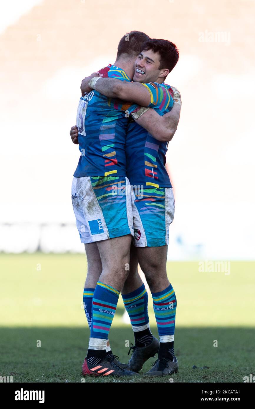 Freddie Steward and Dan Kelly in a hug after the Gallagher Premiership match between Gloucester Rugby and Leicester Tigers at Kingsholm Stadium, Gloucester on Saturday 13th March 2021. (Photo by Juan Gasparini/MI News/NurPhoto) Stock Photo