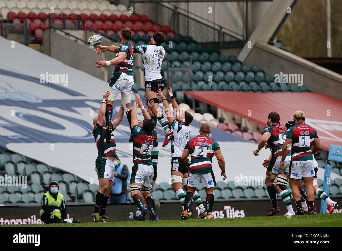 Lineout action during the Gallagher Premiership match between Leicester Tigers and Newcastle Falcons at Welford Road, Leicester, Engalnd on 28th March 2021. (Photo by Chris Lishman/MI News/NurPhoto) Stock Photo