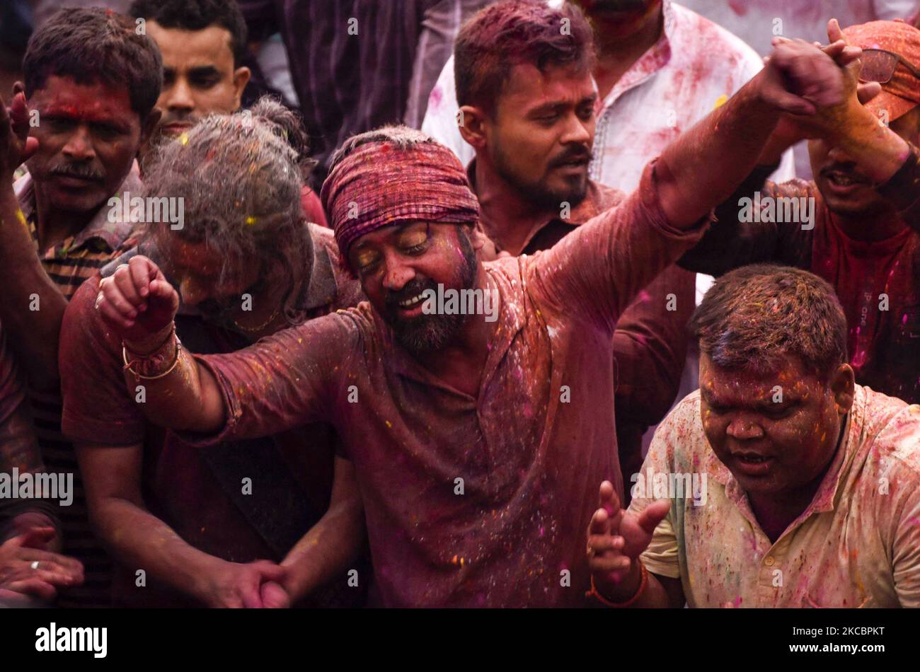 vaishnavite holi shrines