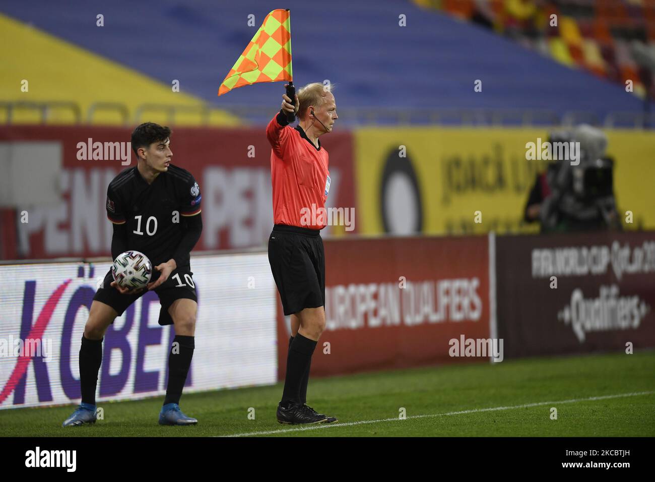Nicolas Danos (FRA) Assistant Referee during the game between Romania an Germany, in the World Cup 2022 Qualifiers, at National Arena Bucharest on March 28, 2021 in Bucharest, Romania. (Photo by Alex Nicodim/NurPhoto) Stock Photo