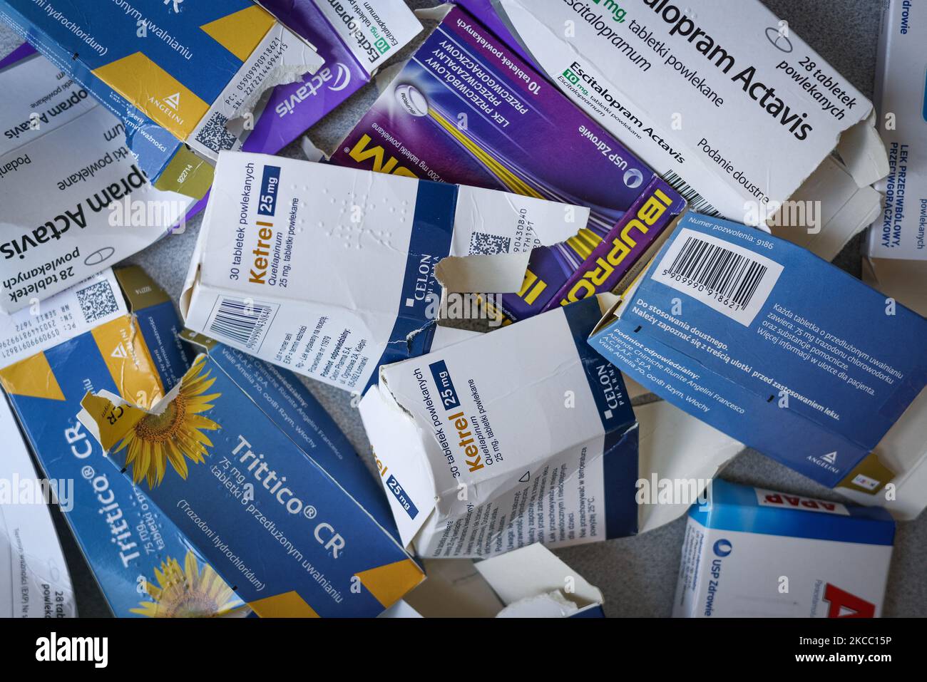 Painkiller medication carton paper boxes hires stock photography and