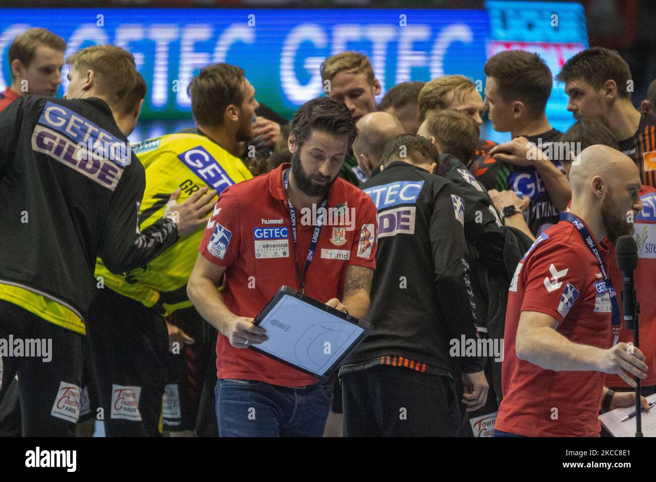 headcoach Bennet Wiegert of Magdeburg looks on during the LIQUI MOLY Handball-Bundesliga match between SC Magdeburg and SG Flensburg-Handewitt at GETEC-Arena on April 04, 2021 in Magdeburg, Germany. (Photo by Peter Niedung/NurPhoto) Stock Photo