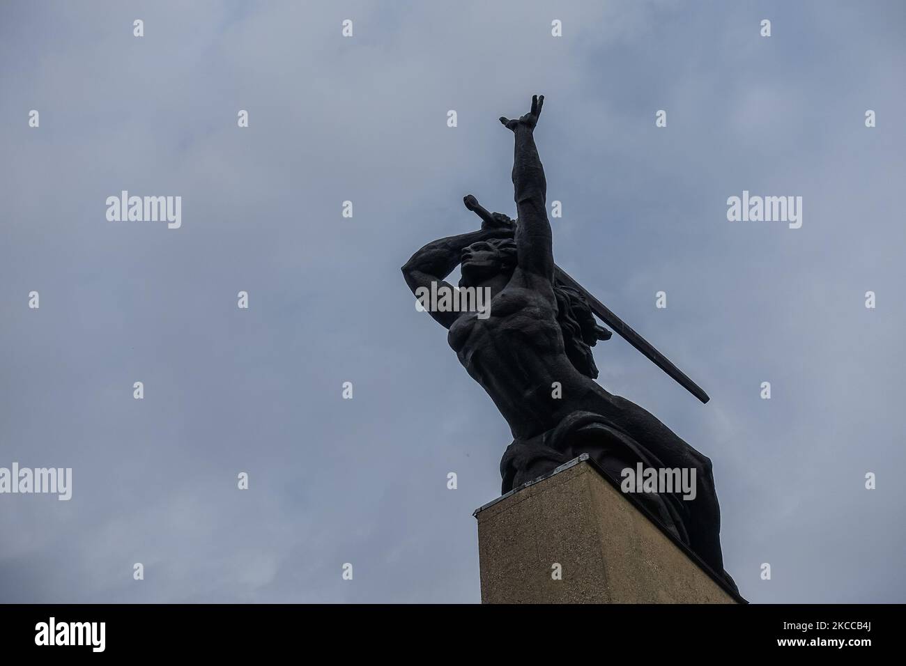 The Monument to the Heroes of Warsaw, also known as the Warsaw Nike statue is seen in Warsaw, Poland, on 1 April 2021 (Photo by Michal Fludra/NurPhoto) Stock Photo