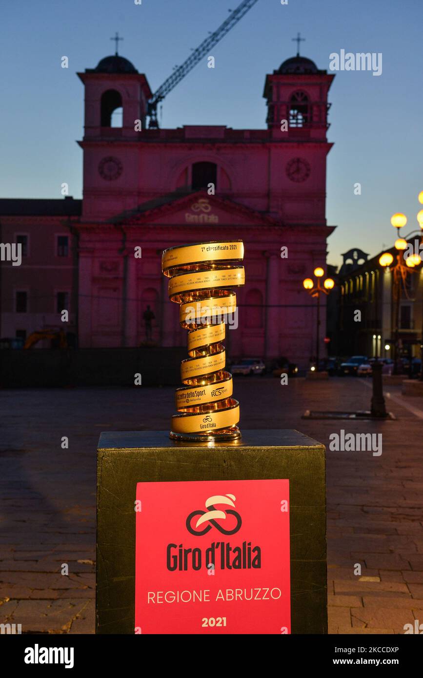 trofeo-senza-fina-hi-res-stock-photography-and-images-alamy