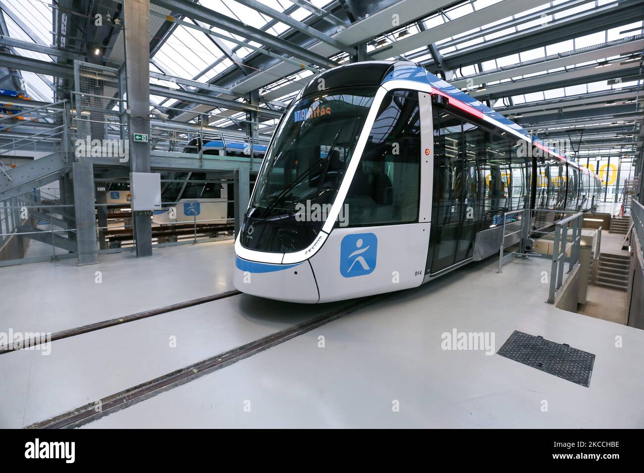 The new tramway train on the opening day of the T9 tram line between Porte de Choisy and Orly City in Paris, France, on April 10, 2021. Line T9 connects Porte de Choisy Paris Metro station and the centre of Orly (Place Gaston Viens) serving suburbs in the south-east of Paris. Line T9 will not serve Orly Airport though which is currently served by line T7. The line will have a length of approximately 10 km (6.2 mi) and 19 stations. (Photo by Michel Stoupak/NurPhoto) Stock Photo