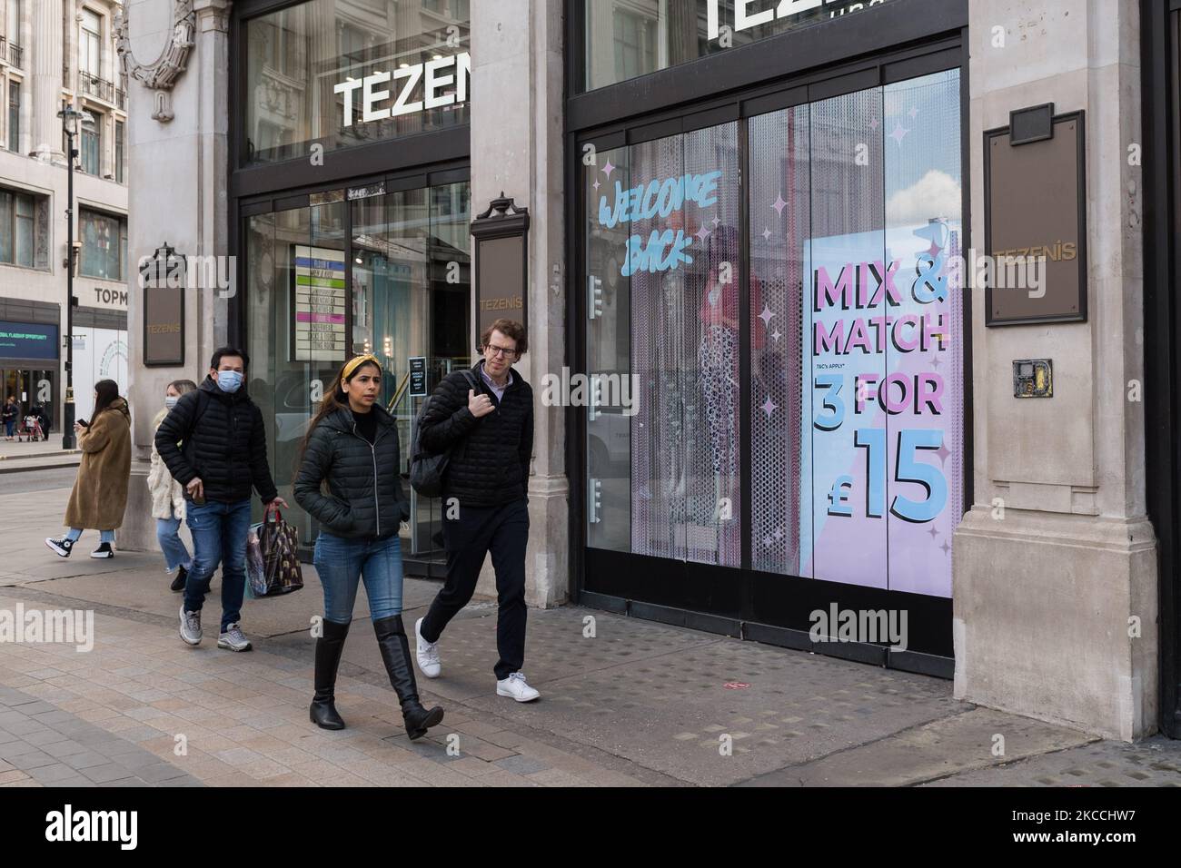 Tezenis store hi-res stock photography and images - Alamy