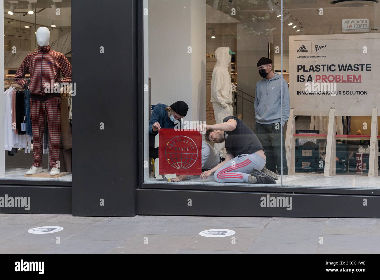 Adidas store london hi-res stock photography and images - Alamy