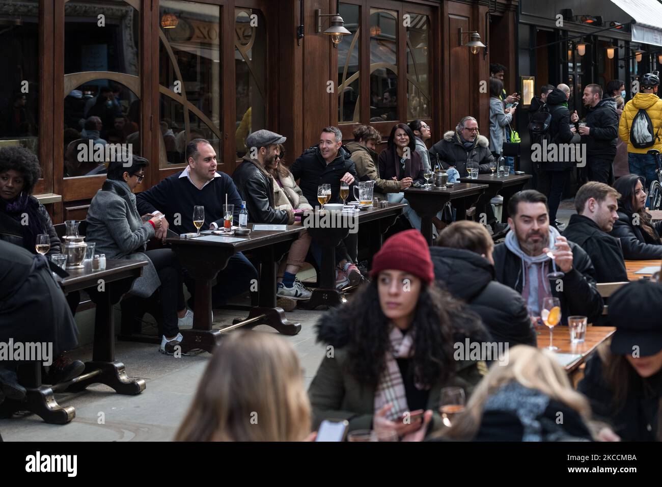 Old soho beauty hires stock photography and images Alamy
