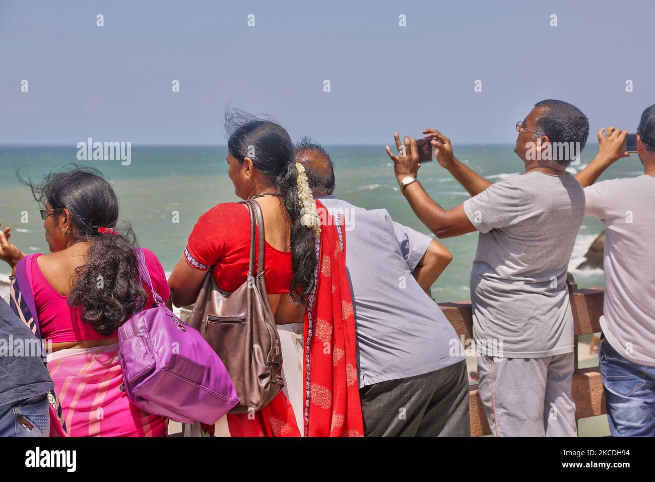 indian-tourist-lookout-at-the-ocean-from-the-vivekananda-rock-memorial