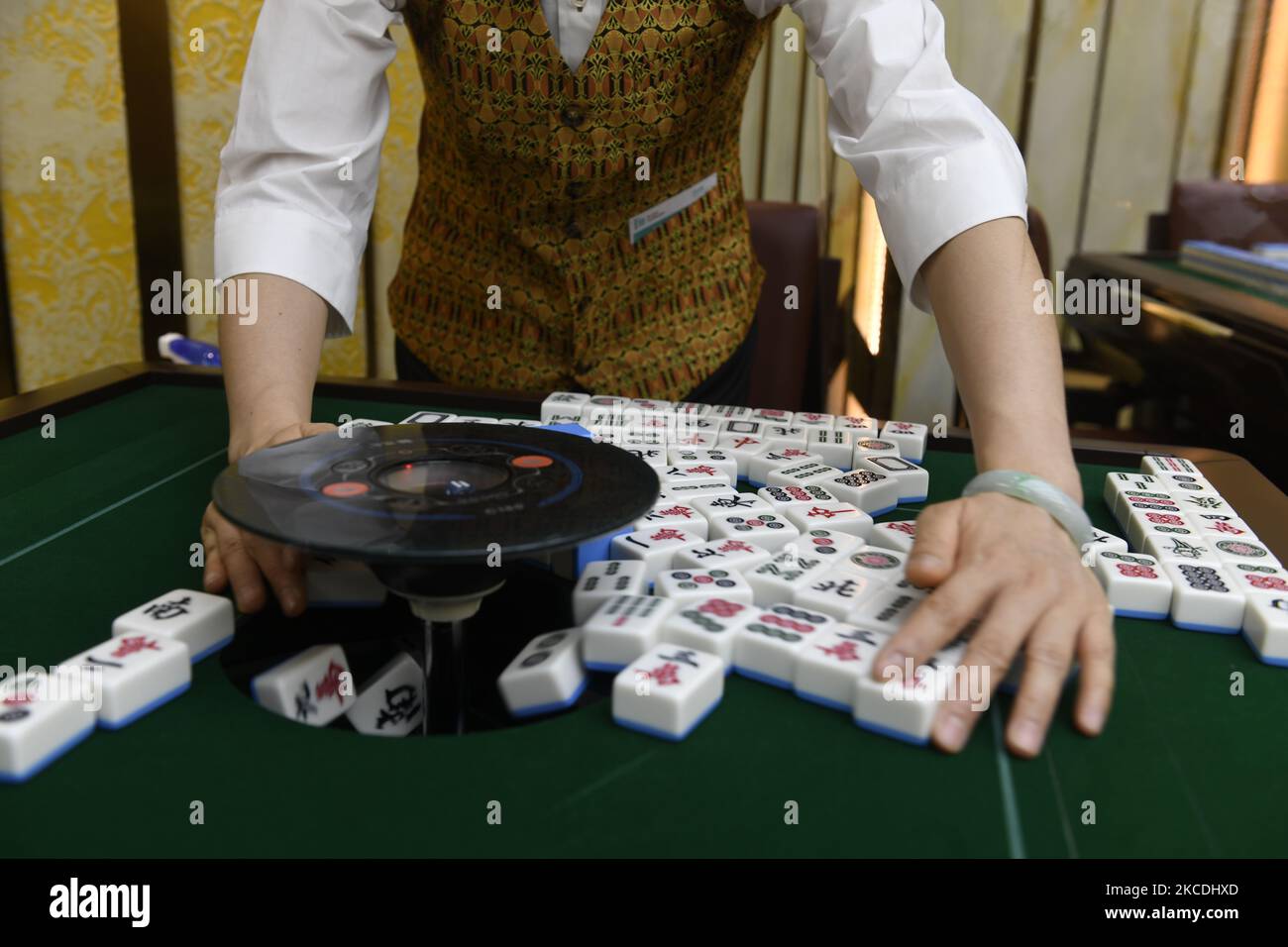 Mahjong tables hires stock photography and images Alamy
