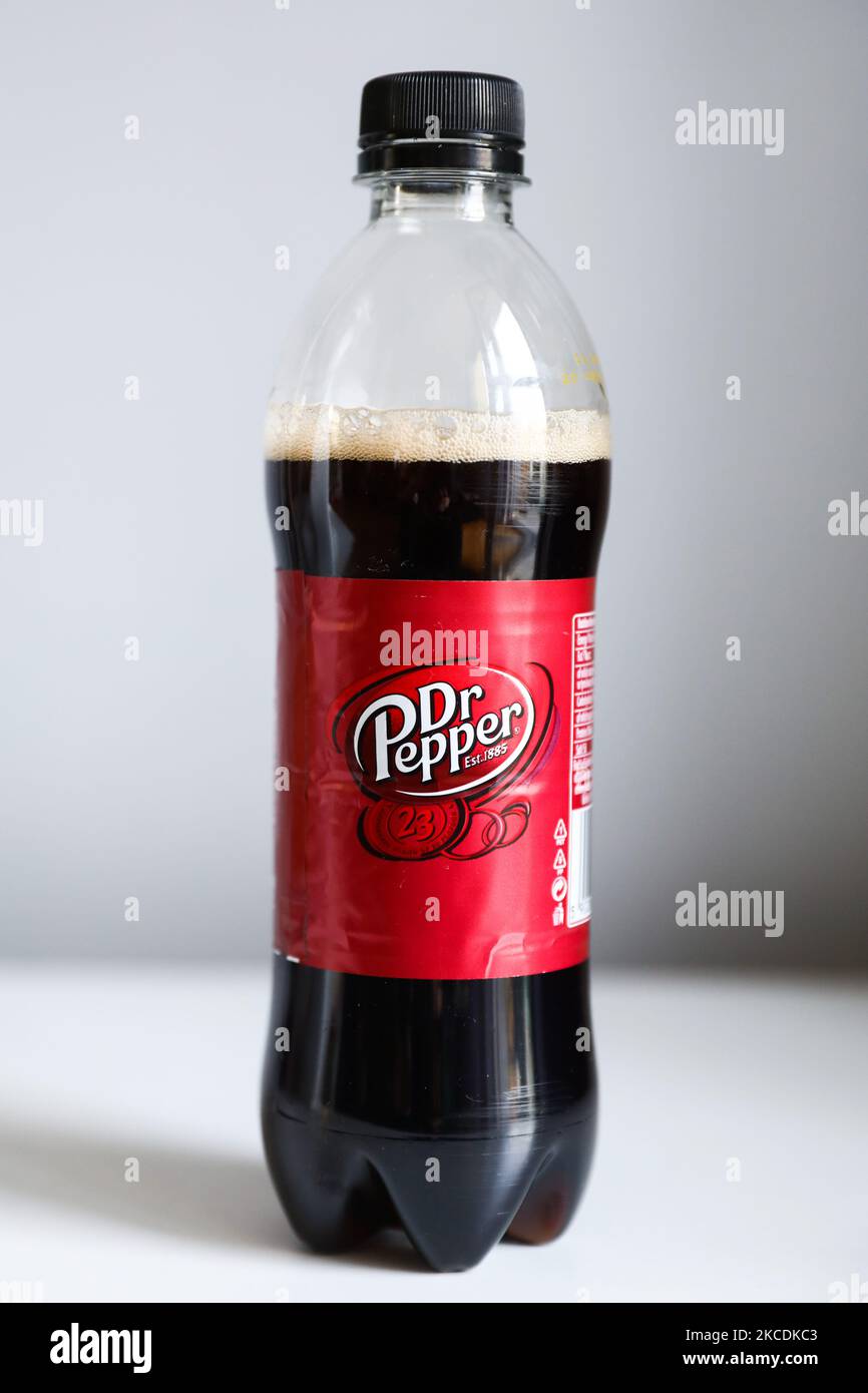Dr pepper classic drink hires stock photography and images Alamy
