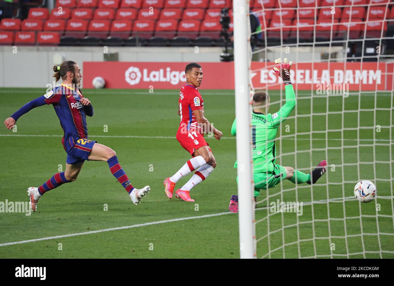 Darwin Machis scores during the match between FC Barcelona and Granada CF , corresponding to the week 33 of the Liga Santander, played at the Camp Nou Stadium on 29th April 2021, in Barcelona, Spain. (Photo by Joan Valls/Urbanandsport/NurPhoto) Stock Photo