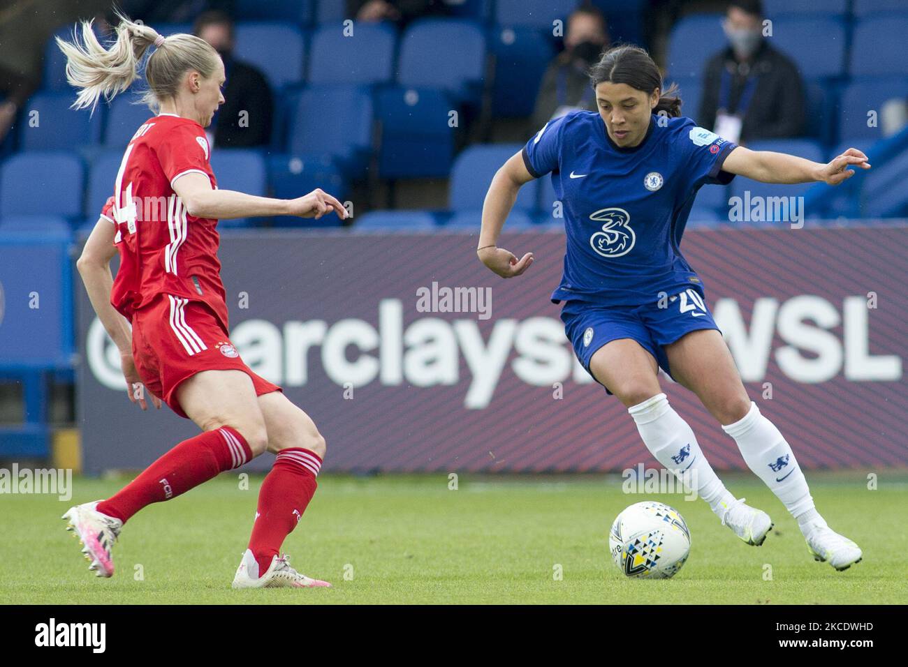 Sam Kerr (Chelsea FC) controls the ball during the 2020-21 UEFA Womenâ