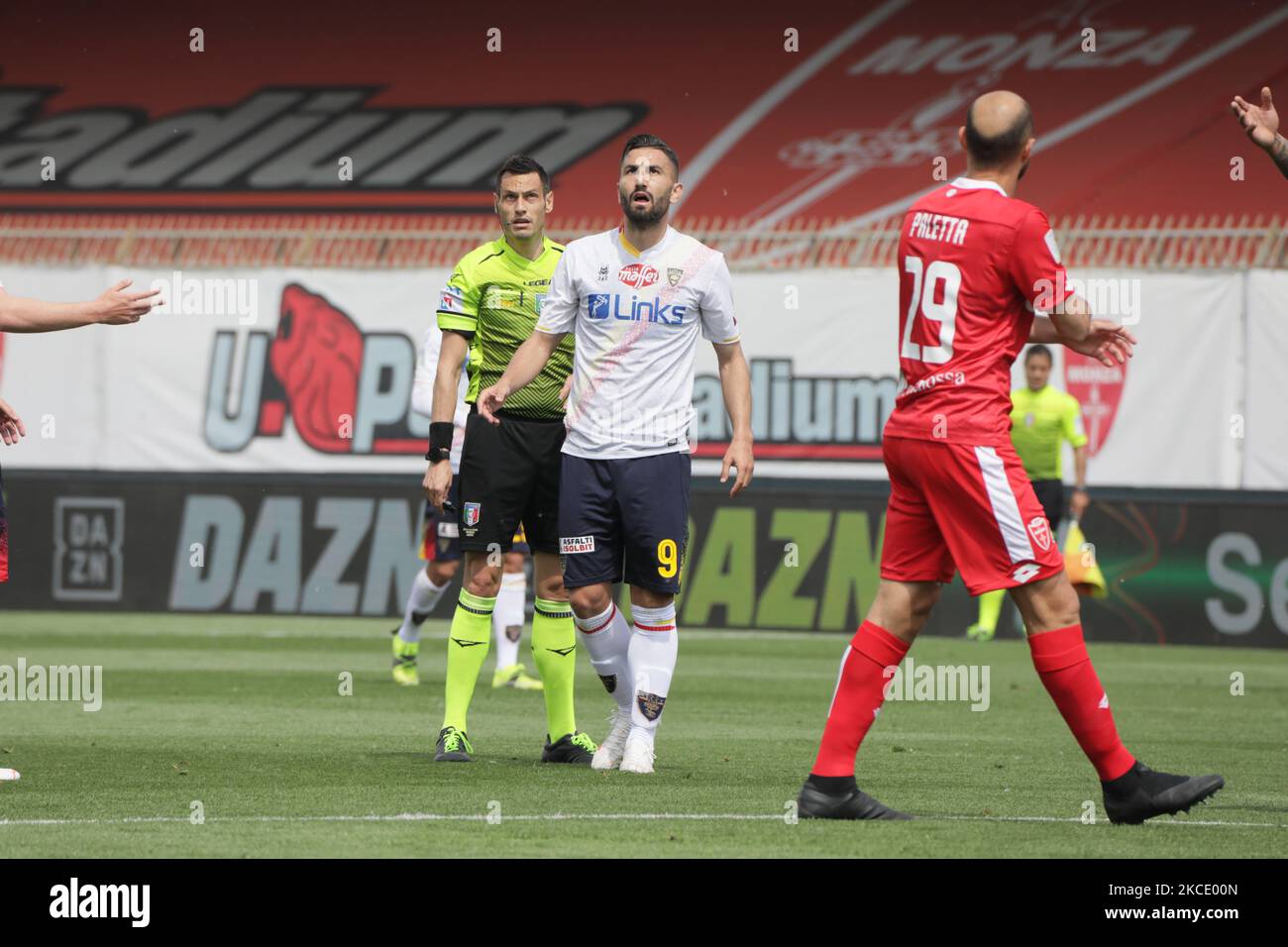 Massimo Coda of US Lecce in action during the during the Serie B match between AC Monza and US Lecce at Stadio Brianteo on May 04, 2021 in Monza, Italy (Photo by Mairo Cinquetti/NurPhoto) Stock Photo