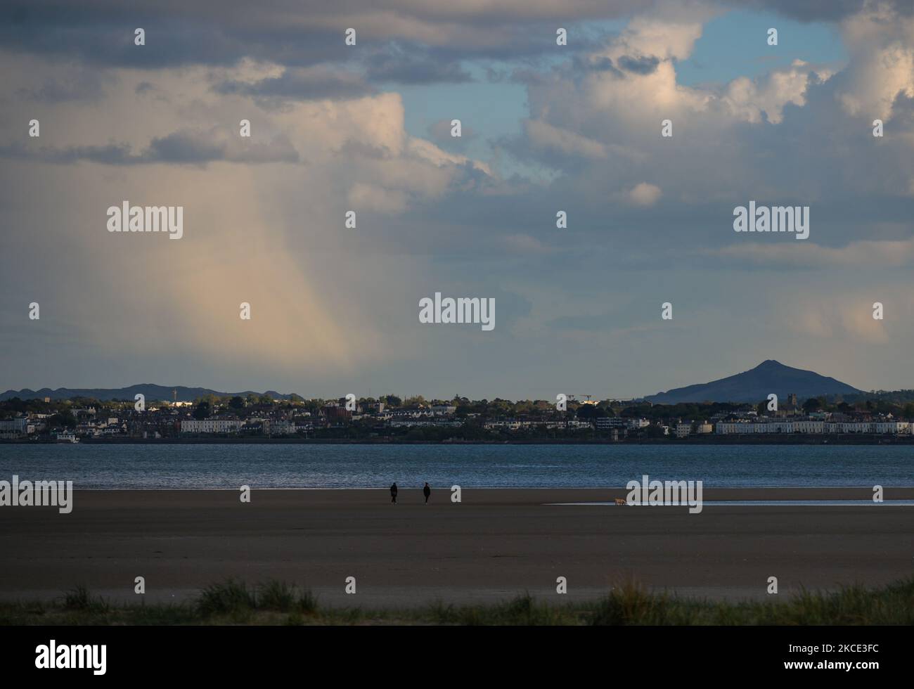 Clouds over Dublin Bay. On Thursday, May 6, 2021, in Dublin, Ireland. (Photo by Artur Widak/NurPhoto) Stock Photo