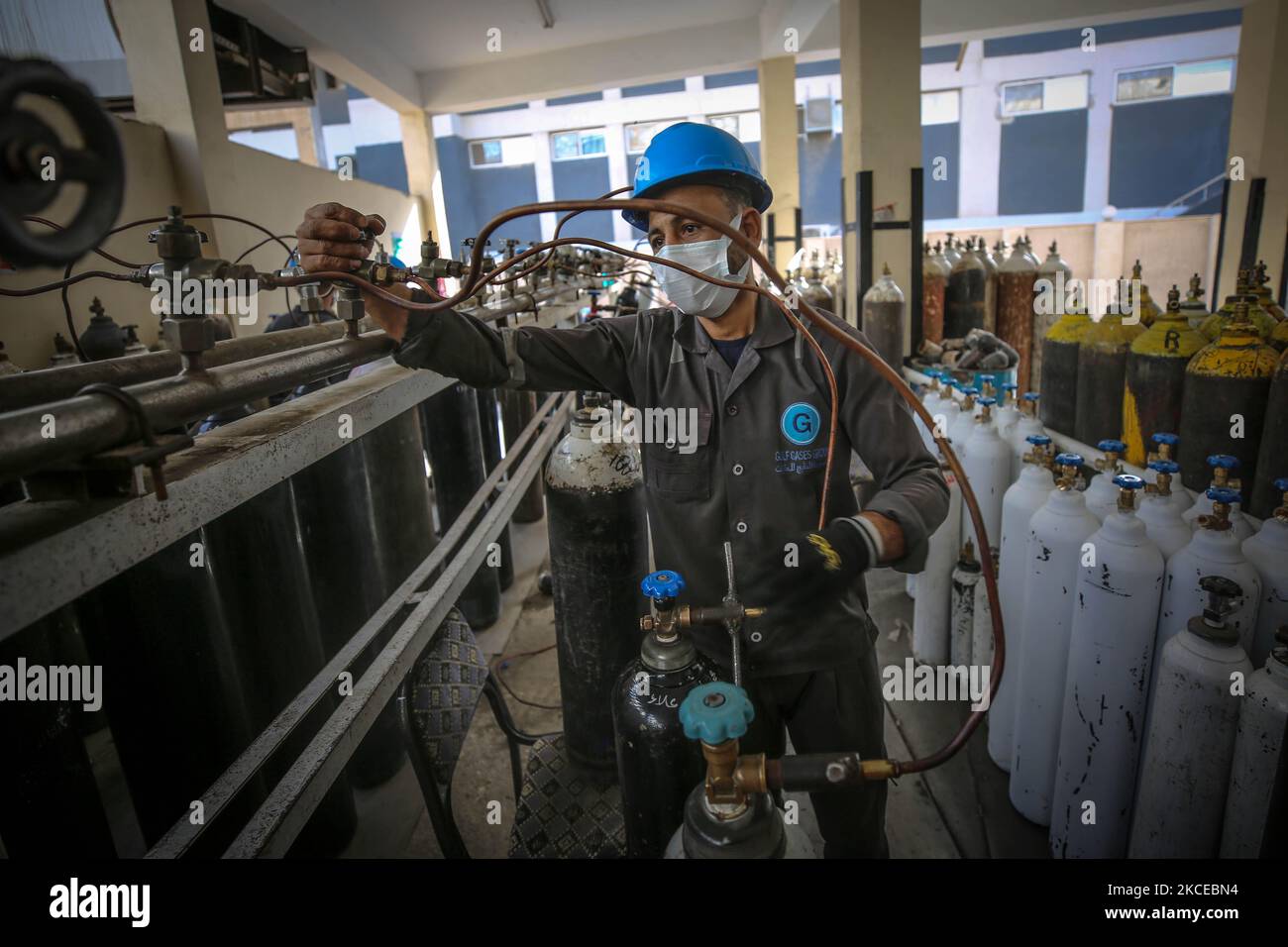 Oxygen in the city hi-res stock photography and images - Alamy
