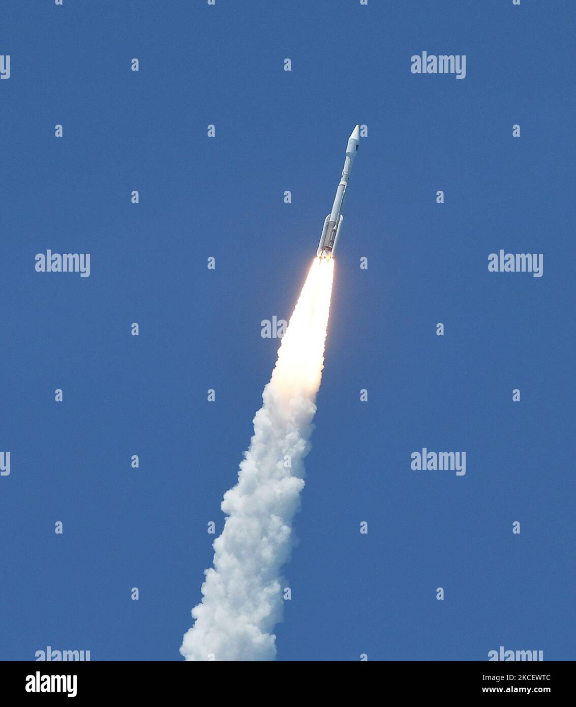 Early warning detection system hi-res stock photography and images - Alamy