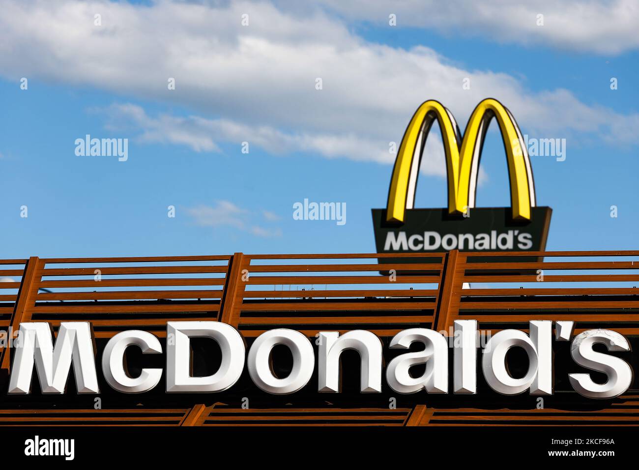 McDonald's logo is seen on the restaurant in Krakow, Poland on May 26, 2021. (Photo by Jakub Porzycki/NurPhoto) Stock Photo