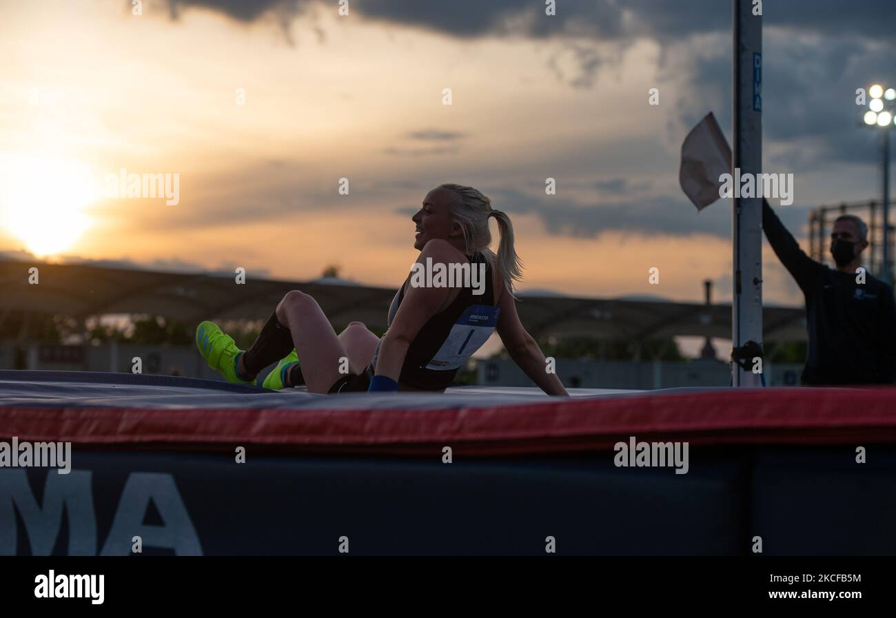 Ellen McCartney breaks the Irish U23 pole vault record with a vault of 4.15m during The Manchester Invitational athletics event at SportCity, Manchester on Thursday 27th May 2021. (Photo by Pat Scaasi/MI News/NurPhoto) Stock Photo