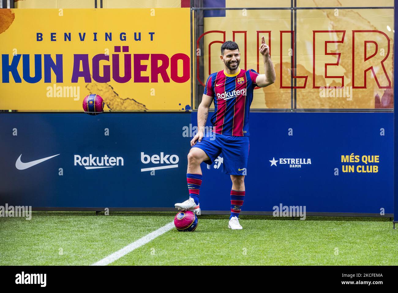 Presentation Of Sergio Kun Aguero As A New FC Barcelona Player After presentation-of-sergio-kun-aguero-as-a-new-fc-barcelona-player-after