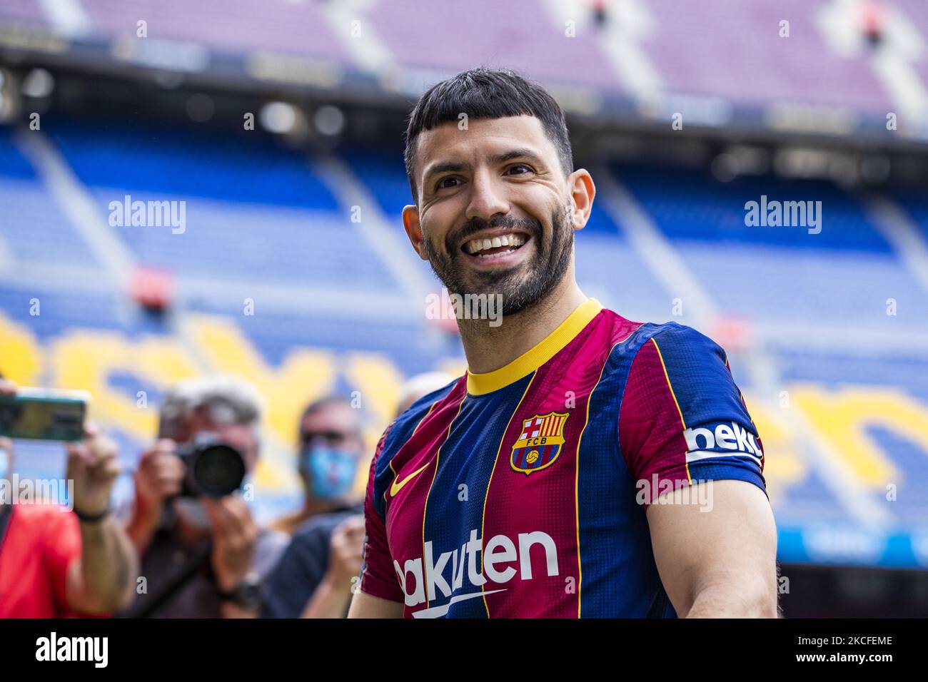 Presentation Of Sergio Kun Aguero As A New FC Barcelona Player After presentation-of-sergio-kun-aguero-as-a-new-fc-barcelona-player-after