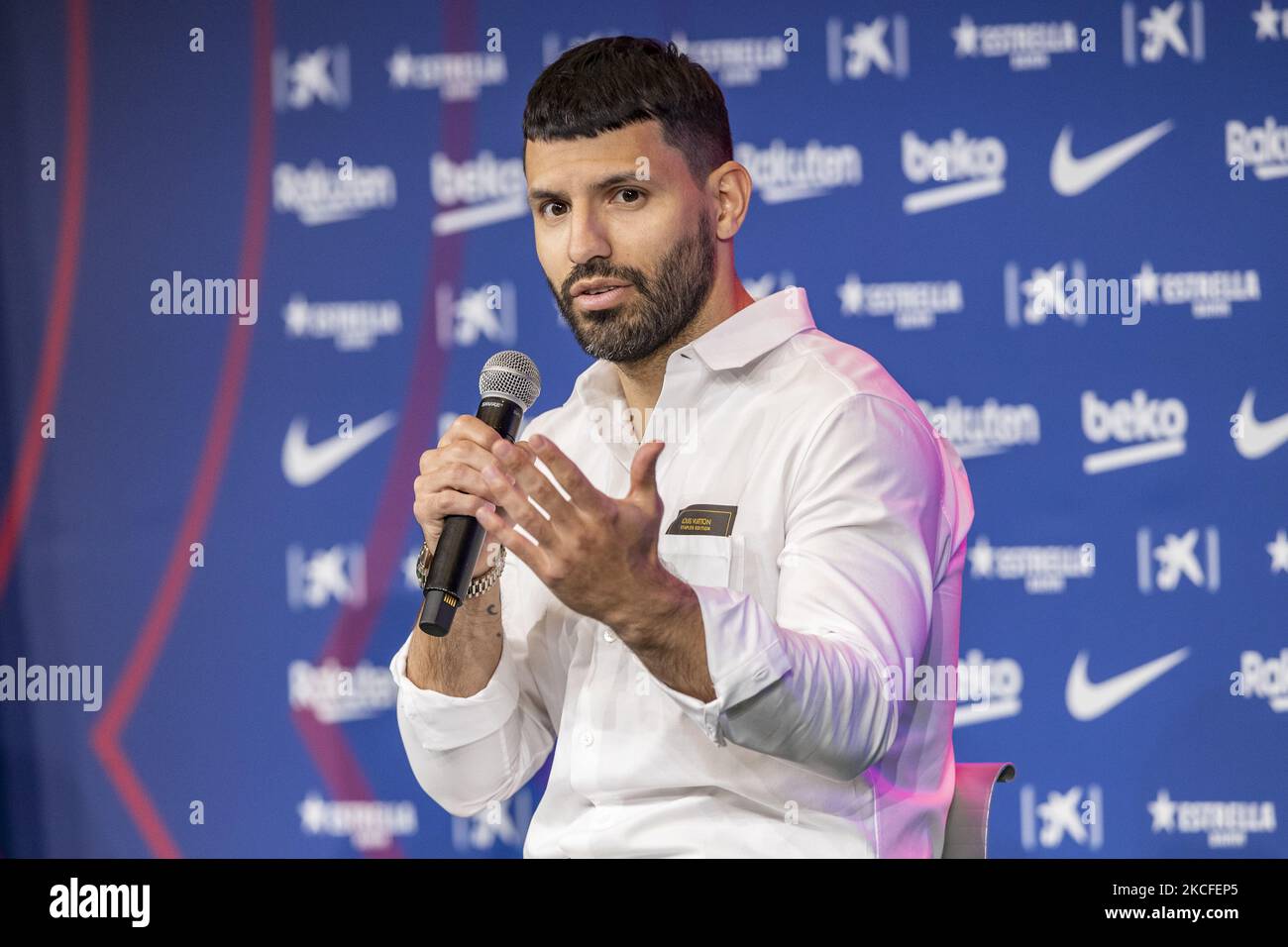 Presentation Of Sergio Kun Aguero As A New FC Barcelona Player After presentation-of-sergio-kun-aguero-as-a-new-fc-barcelona-player-after
