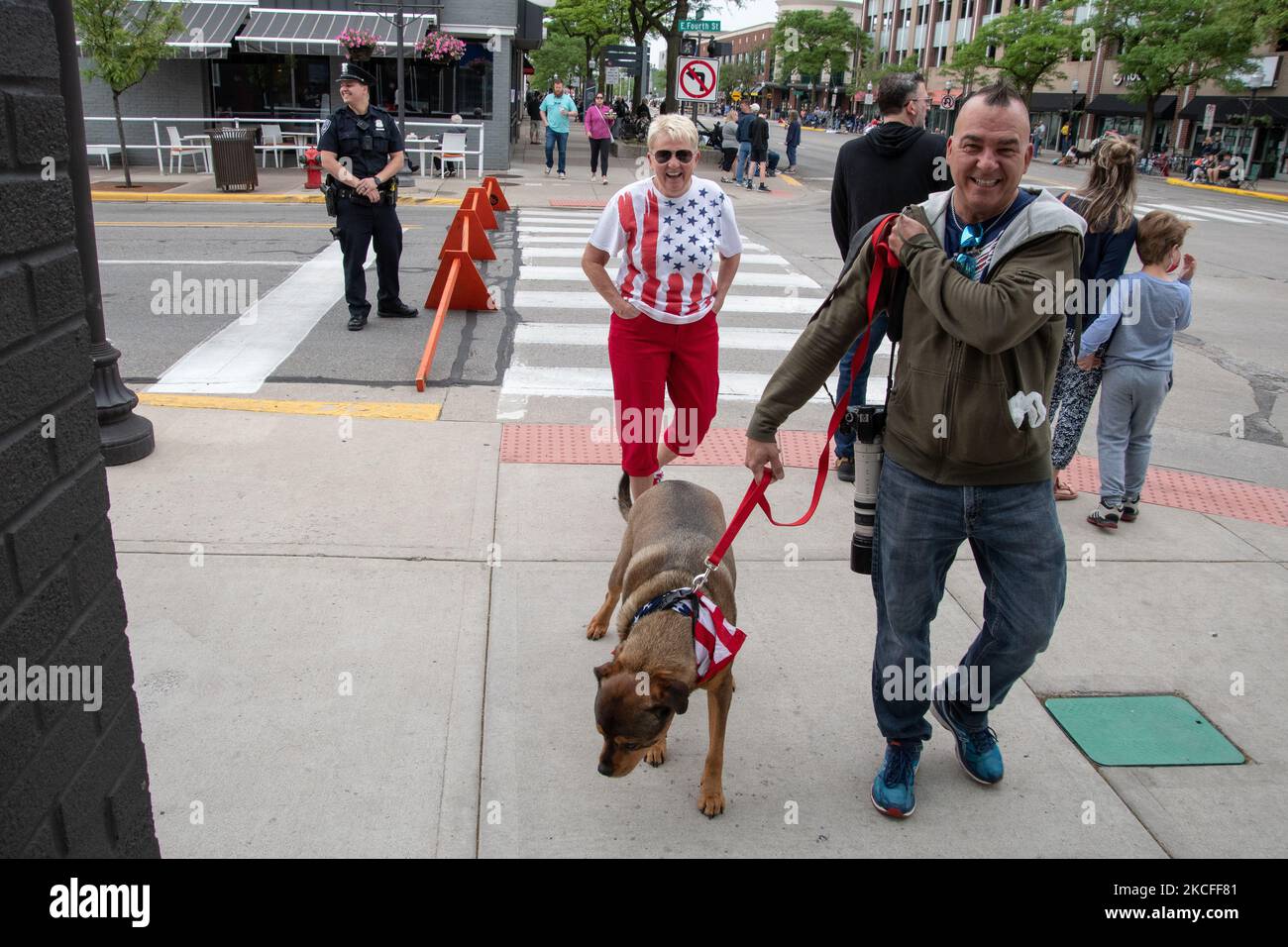 Residents of royal oak hires stock photography and images Alamy