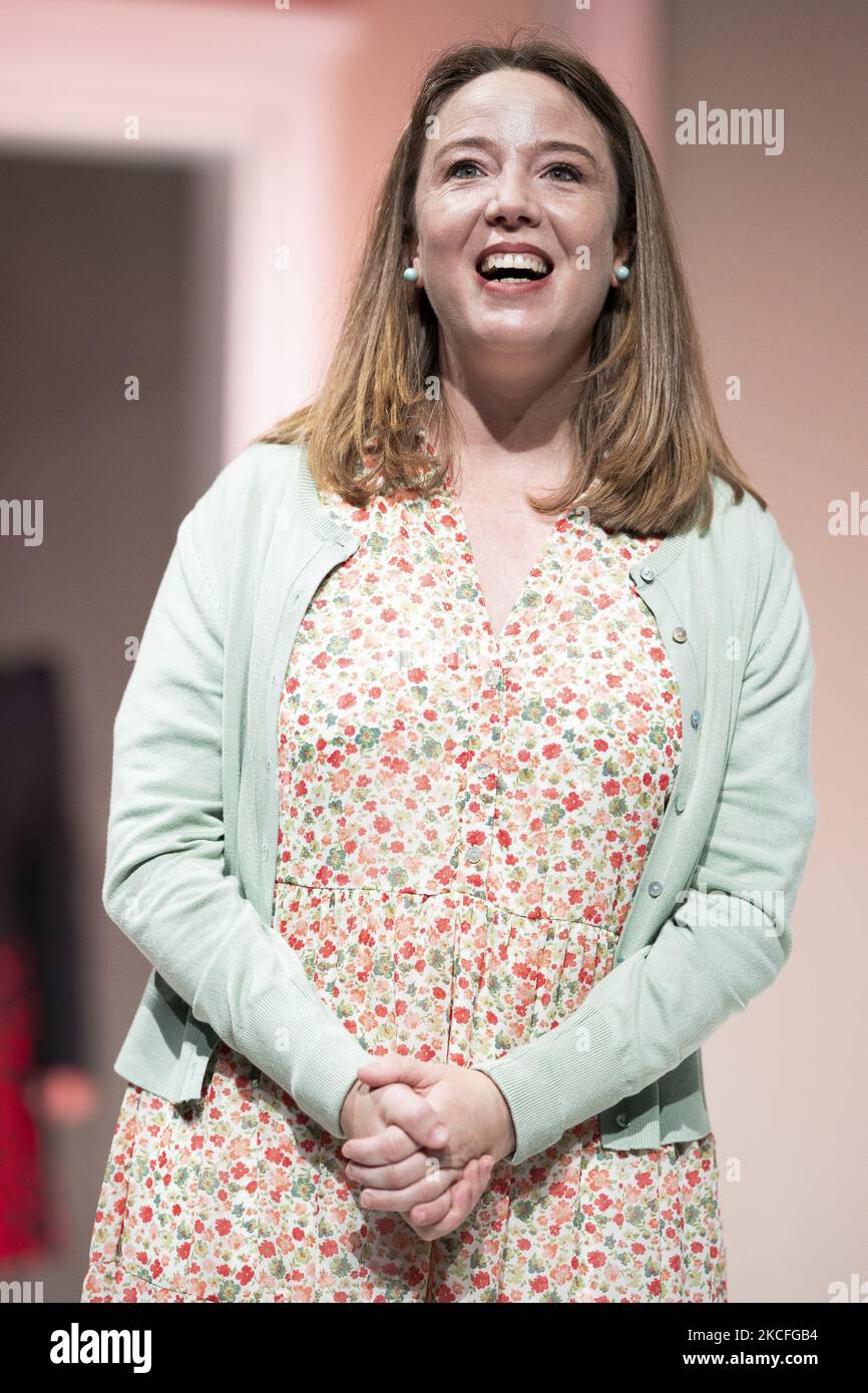 the actress Ainhoa Santamaria during the performance of "Alimanas" at