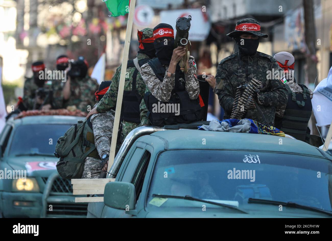 Masked Palestinian gunmen of the Popular Front for the Liberation of Palestine (PFLP) march during a parade in the streets of Gaza City on June 2, 2021, more than a week after a ceasefire brought an end to 11 days of hostilities between Israel and Hamas. (Photo by Majdi Fathi/NurPhoto) Stock Photo