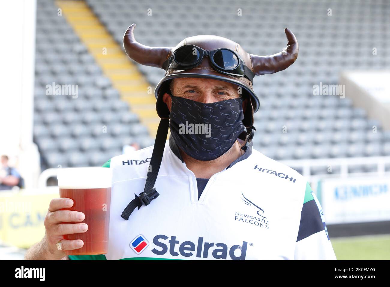 A supporter enjoying liquid refreshment before the Gallagher Premiership match between Newcastle Falcons and Worcester Warriors at Kingston Park, Newcastle on Saturday 5th June 2021. (Photo by Chris Lishman/MI News/NurPhoto) Stock Photo