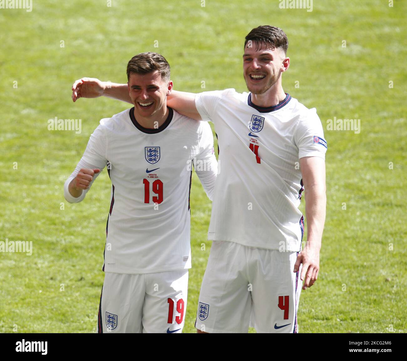 immaculate soccer メイソンマウント デクランライス　ルーキー Immaculate Soccer Mason Mount Declan Rice Rookie | eBay