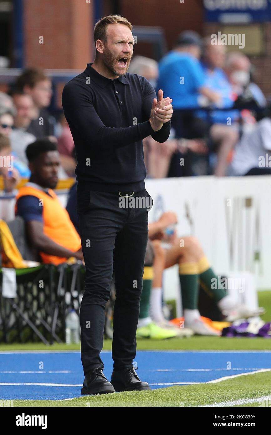 Stockport County manager Simon Rusk during the Vanarama National League