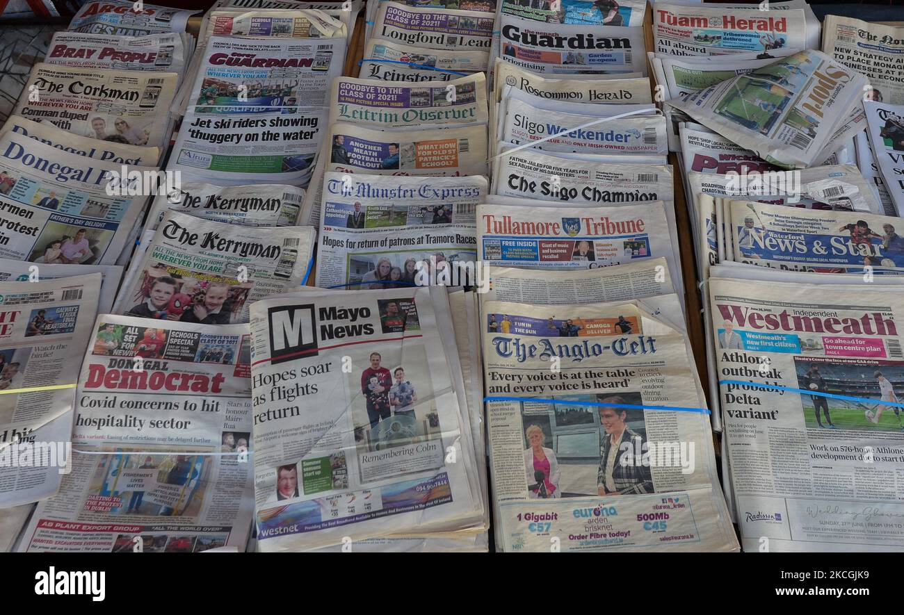 Local, regional and national Irish newspapers seen outside Dun Leary's Last Corner Shop. On Sunday, 27 June 2021, in Dun Laoghaire, County Dublin, Ireland. (Photo by Artur Widak/NurPhoto) Stock Photo