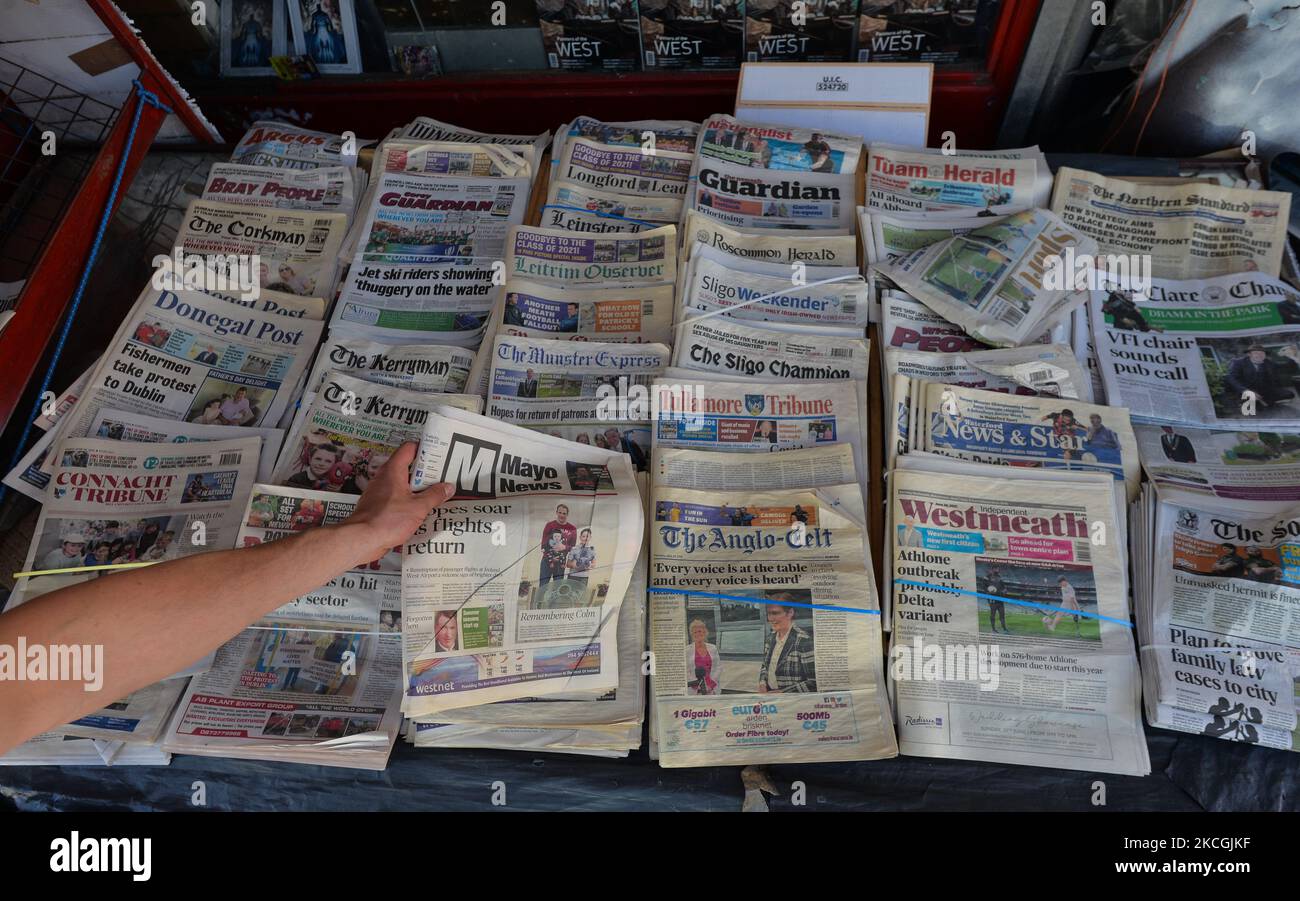 Local, regional and national Irish newspapers seen outside Dun Leary's Last Corner Shop. On Sunday, 27 June 2021, in Dun Laoghaire, County Dublin, Ireland. (Photo by Artur Widak/NurPhoto) Stock Photo