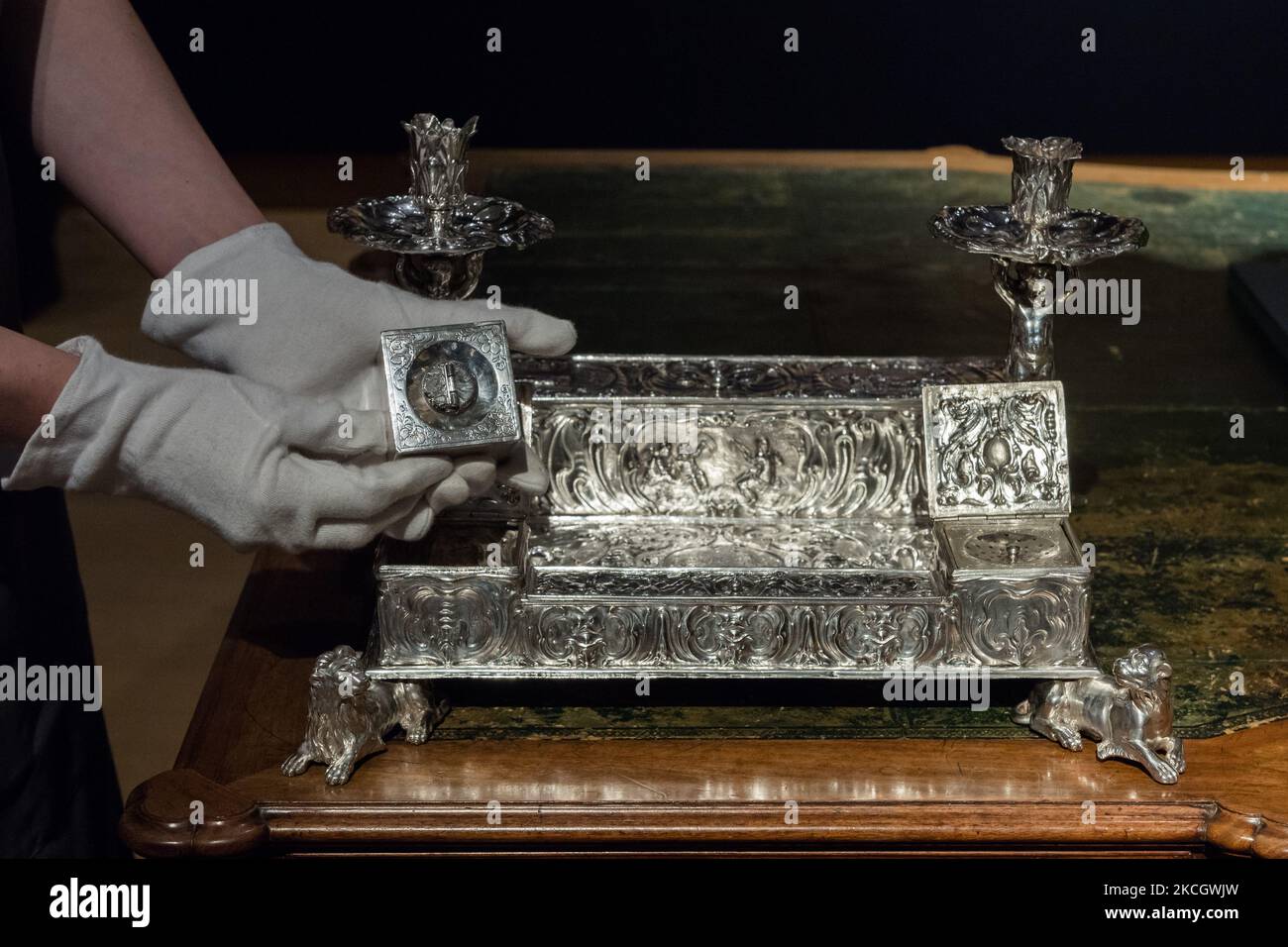 The seven liberal arts inkstand hi-res stock photography and images - Alamy