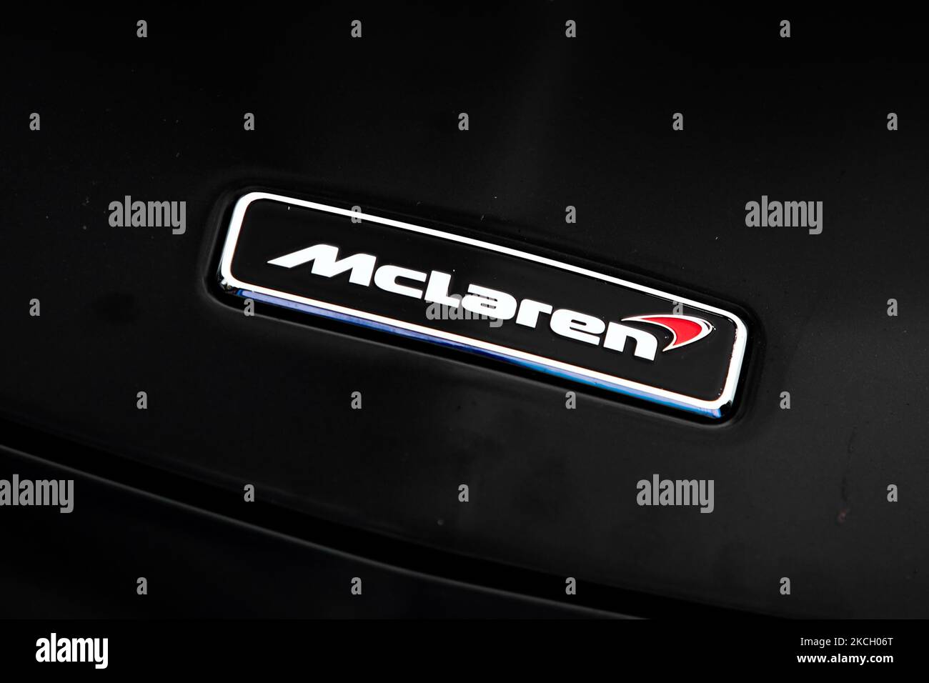 Mclaren Logo Wallpaper Hd