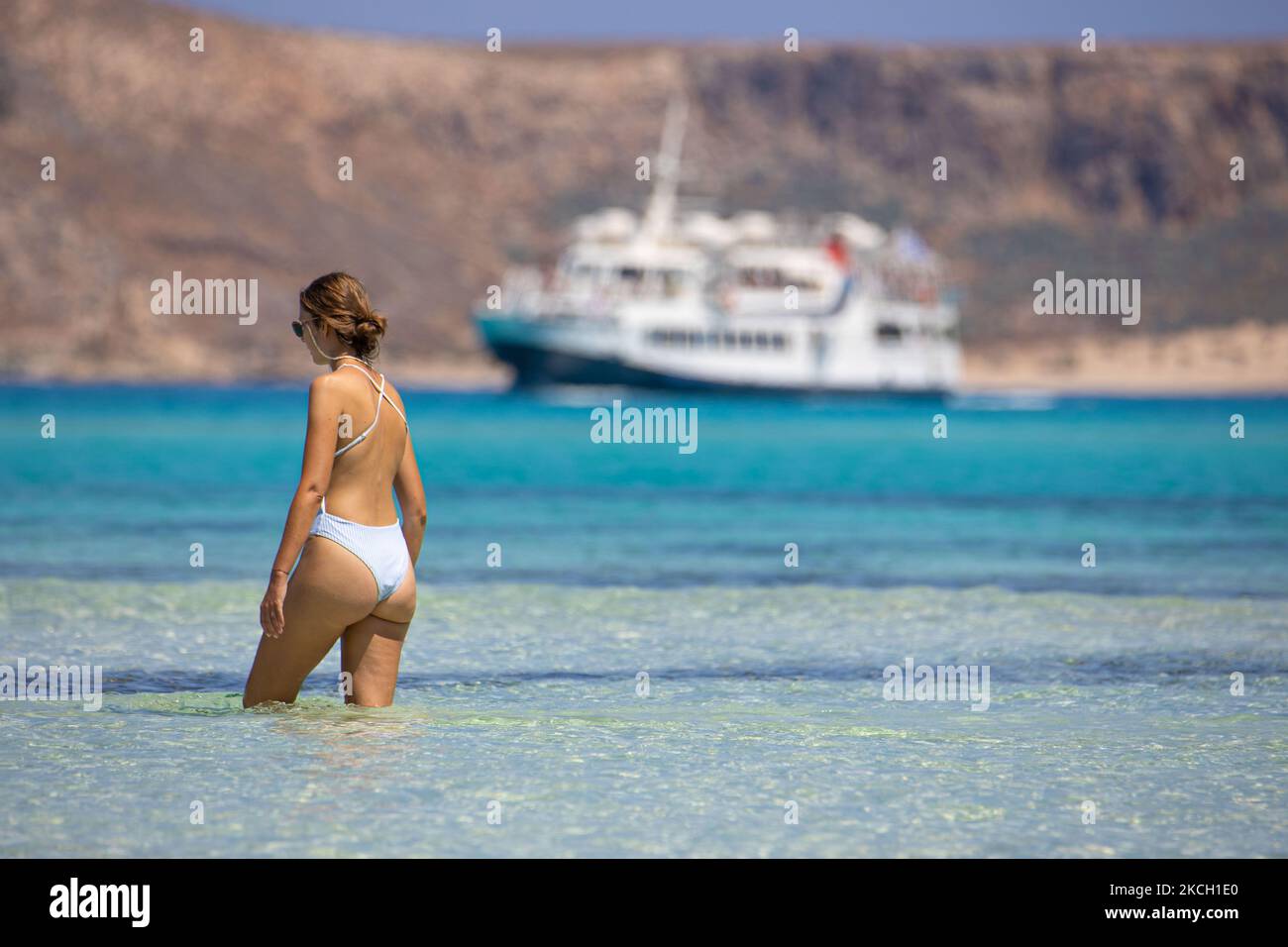 Female wearing pink bikini in hi-res stock photography and images - Alamy