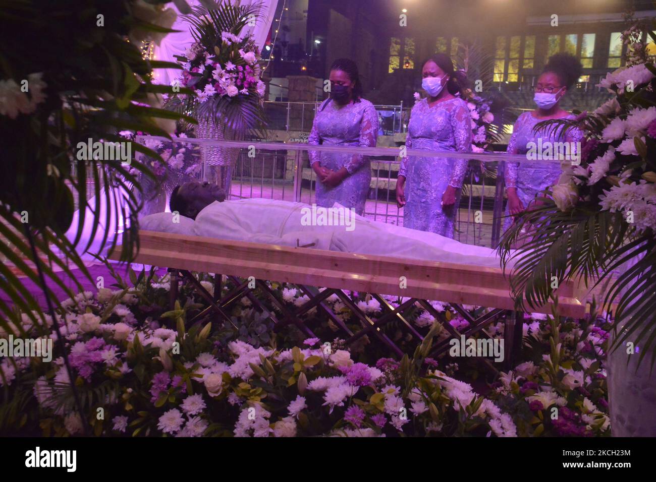 Cause of death revealed hires stock photography and images Alamy