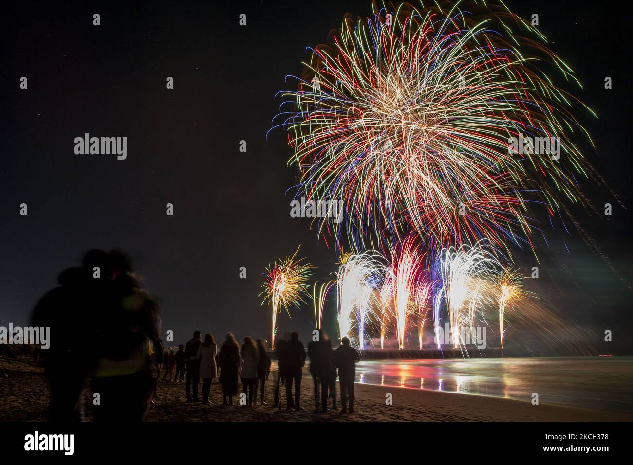 Gorgeous Napier Beachfront Fires To Return For Matariki Celebration Artwork Collection Gorgeous Napier Beachfront Fires To Return For Matariki Celebration Artwork Collection