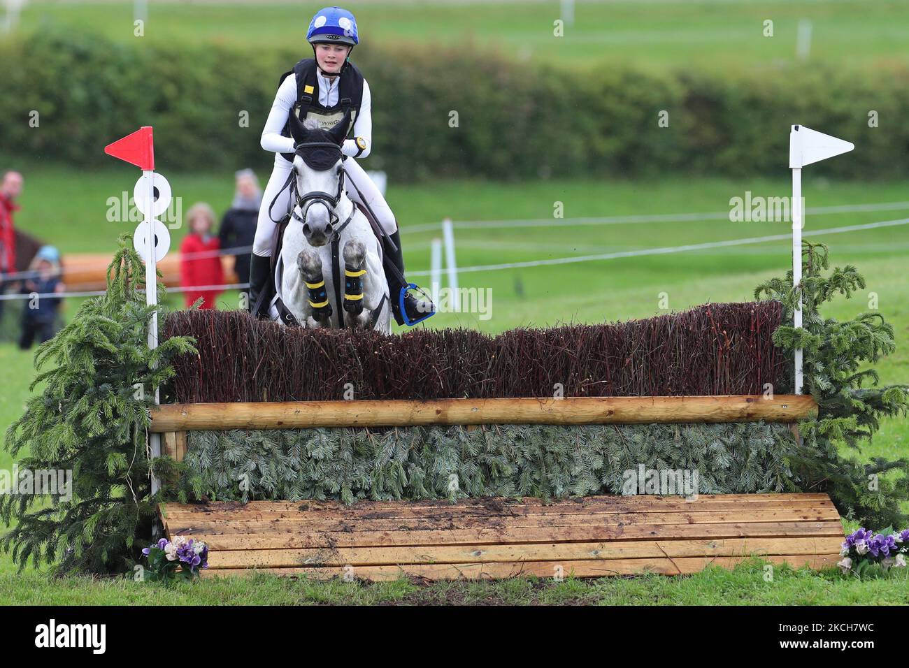 MARLBOROUGH, UK. JULY 10TH. Izzy Wright riding Menlo Amy during PT