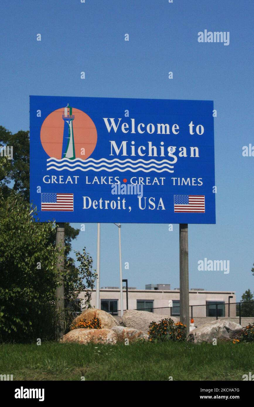 Sign welcoming visitors to Detroit, Michigan, USA, on September 01, 2007. (Photo by Creative Touch Imaging Ltd./NurPhoto) Stock Photo