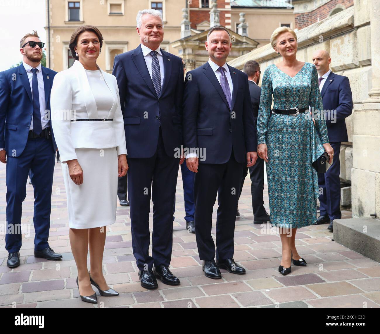 Lithuanian President Gitanas Nauseda and First Lady Diana Nausediene are welcomed by Poland’s presidential couple Andrzej Duda and Agata Korhauser-Duda by the Wawel Cathedral in Krakow, Poland on July 11, 2021. Presidents met to discuss Poland’s help in protecting Lithuania’s borders from the recent influx of illegal immigrants from Belarus. (Photo by Beata Zawrzel/NurPhoto) Stock Photo
