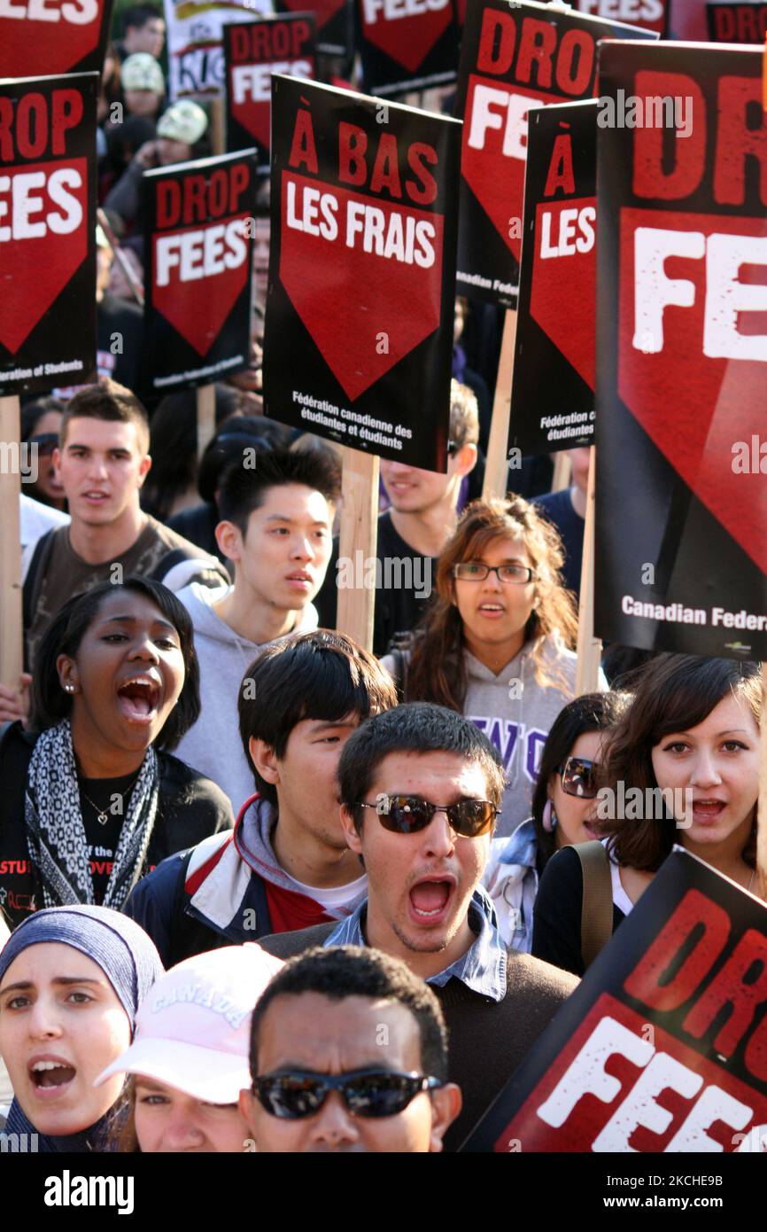 Thousands of university students protest during the national Day of Student Action to protest against high tuition fees in Toronto, Ontario, Canada, on November 05, 2008. The price of university education in Ontario is the highest in Canada and students end up amassing huge amounts of debt for a degree that in many cases does not help them get a job in the career in which they have studied. (Photo by Creative Touch Imaging Ltd./NurPhoto) Stock Photo