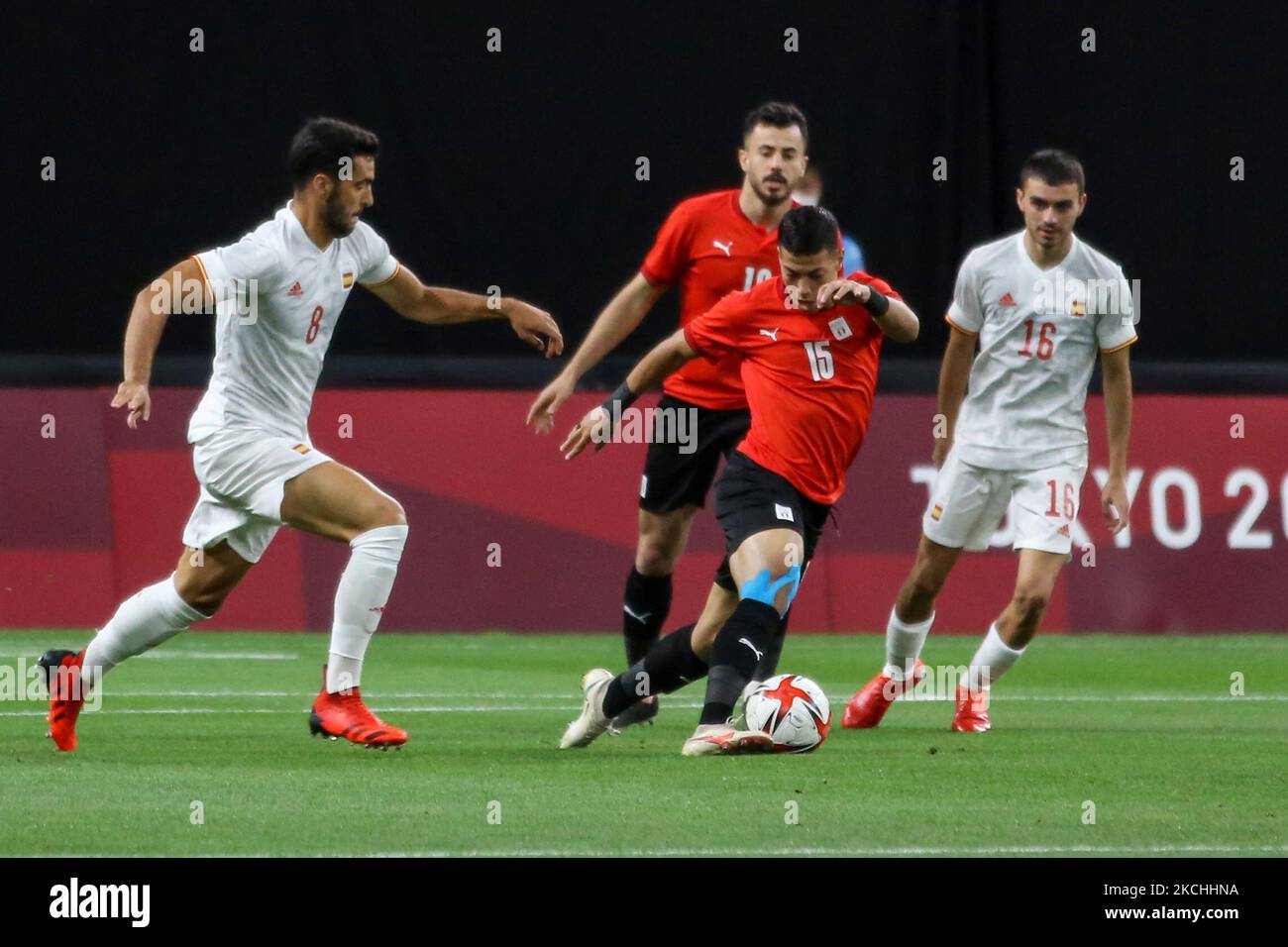 (15) Emam ASHOUR of Team Egypt battles for possession with (8) Mike MERINO of Team Spain during the Men's First Round Group C match between Egypt and Spain during the Tokyo 2020 Olympic Games at Sapporo Dome Stadium 22 July 2021 (Photo by Ayman Aref/NurPhoto) Stock Photo