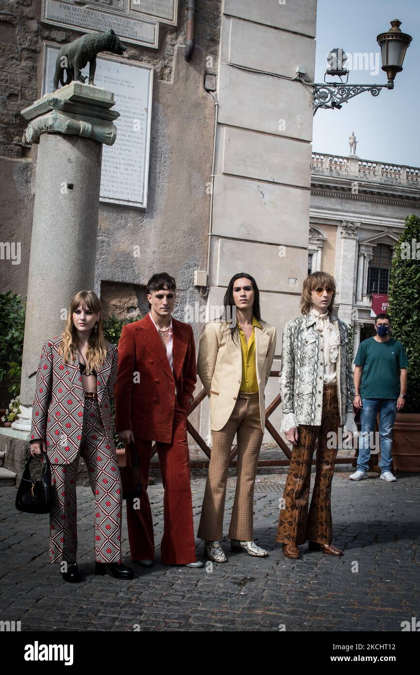Members of the band Maneskin, Victoria De Angelis, Damiano David, Ethan ...