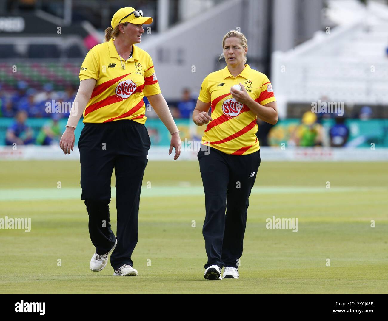 Nat sciver and katherine brunt hi-res stock photography and images - Alamy
