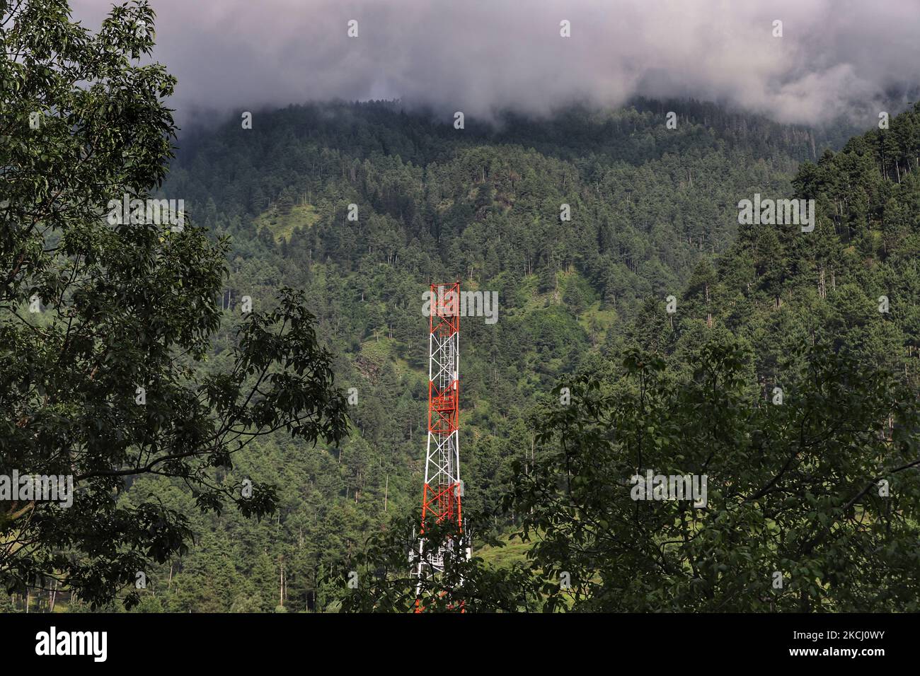 A Mobile Phone Tower is seen in far flung area of Bandipora, Jammu And Kashmir, India, 31 July 2021 (Photo by Nasir Kachroo/NurPhoto) Stock Photo