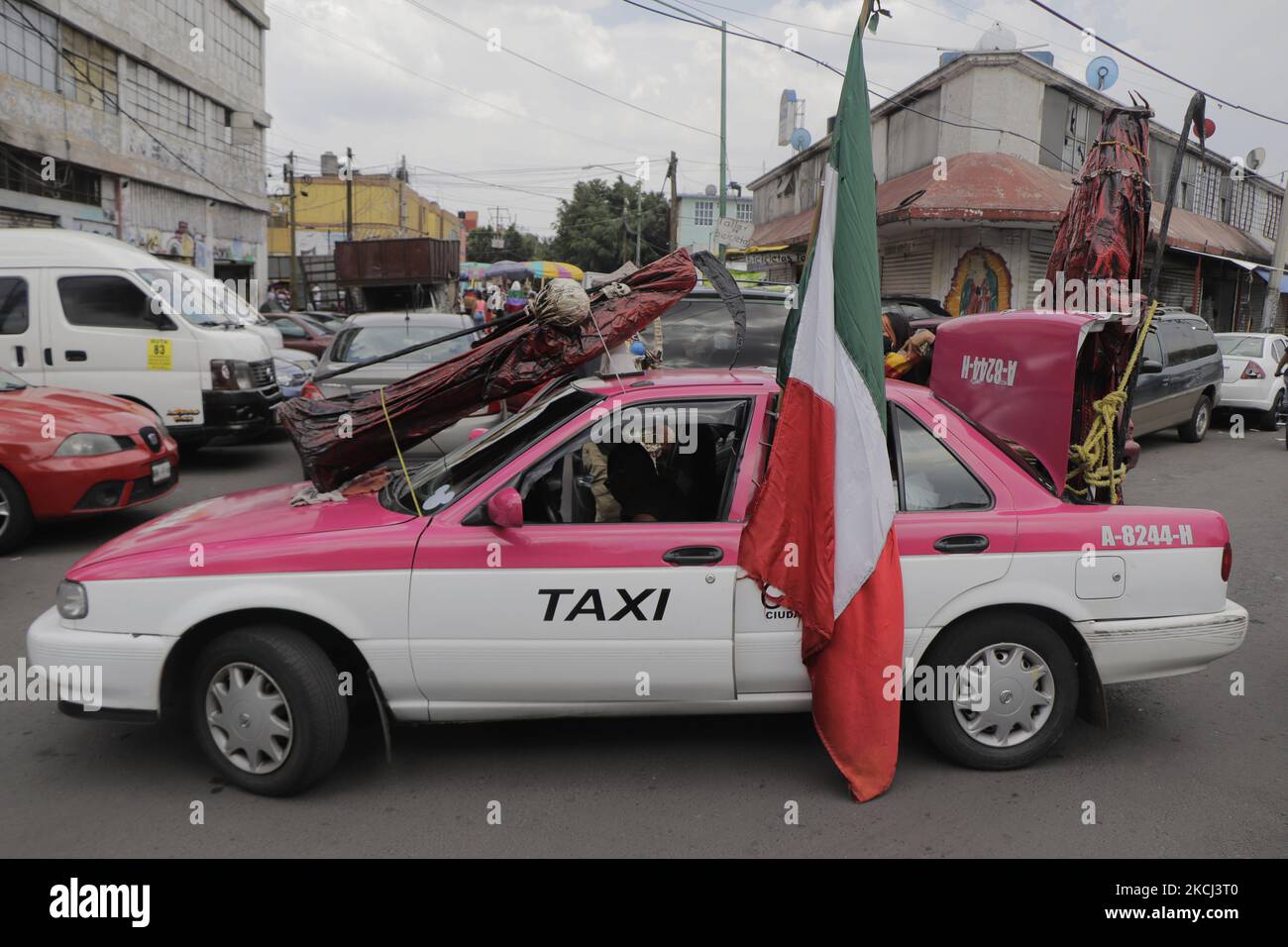 Cdmx taxi hi-res stock photography and images - Alamy